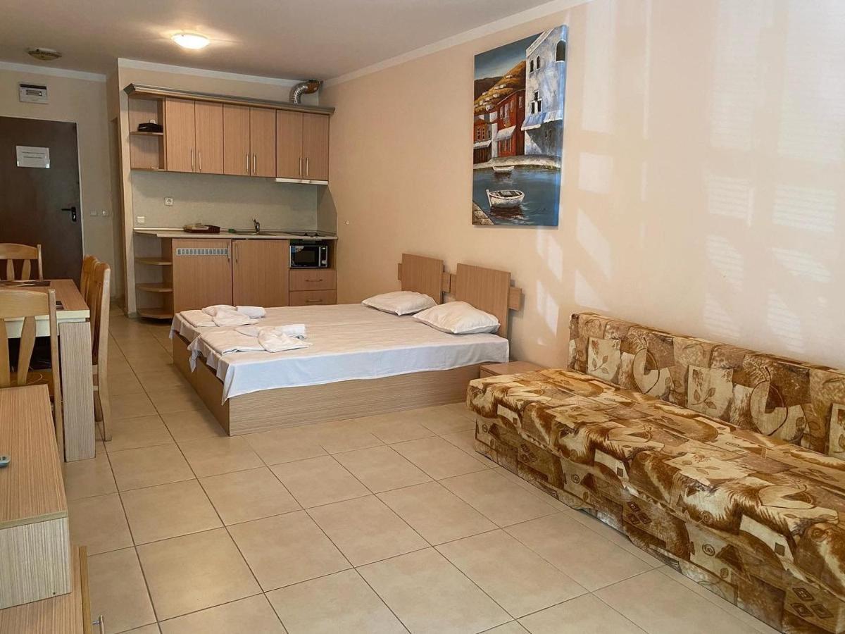 Mm Complex Aparthotel Πριμόρσκο Εξωτερικό φωτογραφία