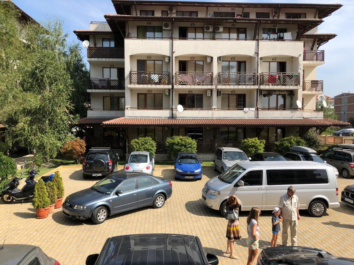 Mm Complex Aparthotel Πριμόρσκο Εξωτερικό φωτογραφία
